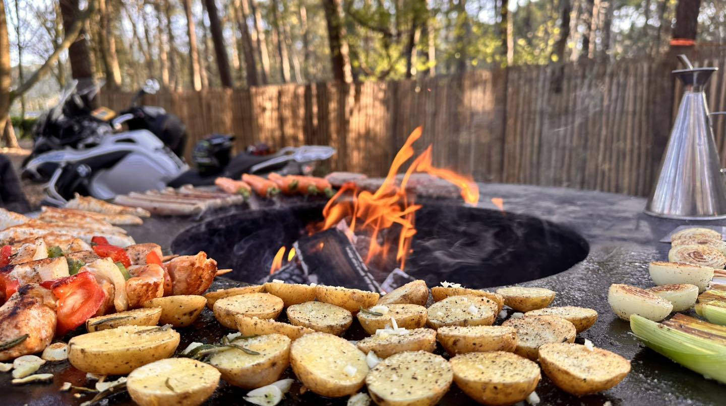 Barrys-bbq-and-bikes.be-traveltraining-endurofun-2025_Gierle